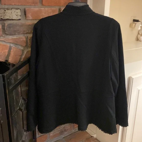 Chico’s black ruffle trim ponte blazer Size 3 - Picture 7 of 8